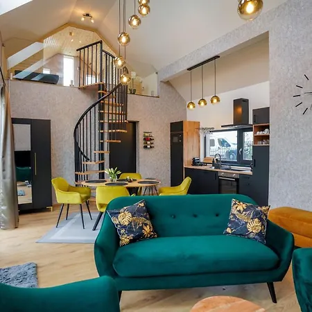 Villa Welcome House *