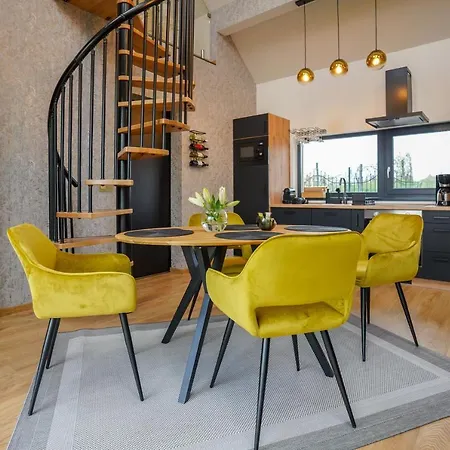 Welcome House *